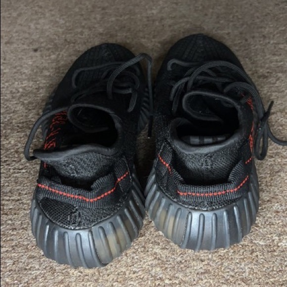 adidas Yeezy Boost 350 V2 Bred womens Sneakers - black/red , US 5 - Picture 9 of 9